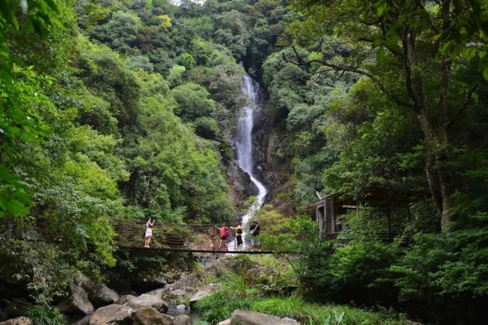 领万元礼包开奖,今日头条免费获得一元红包