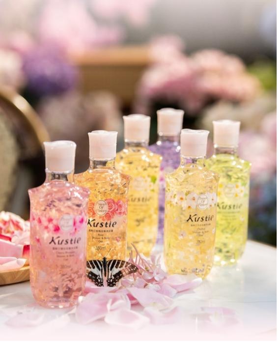 蔻斯汀许凯广告,蔻斯汀许凯直播