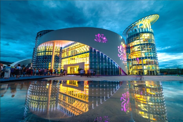 打好两张牌擦亮绿色发展底色,打好绿色生态牌