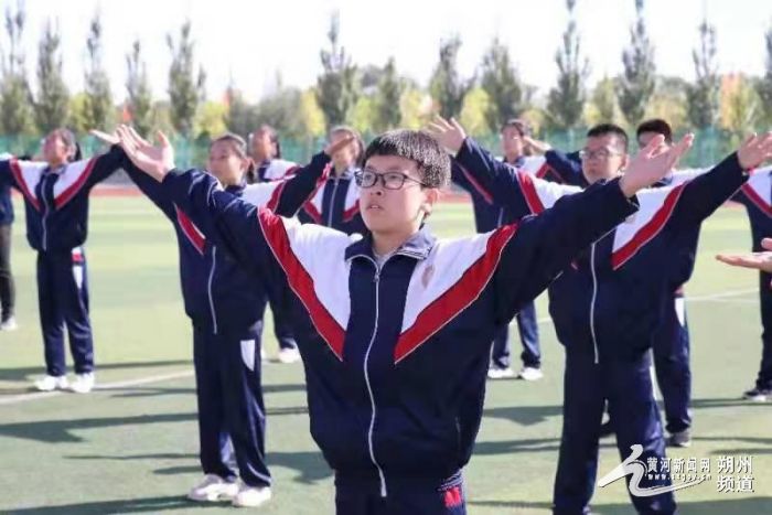 舞动青春炫我风采健美操,朔州元博中学健美操
