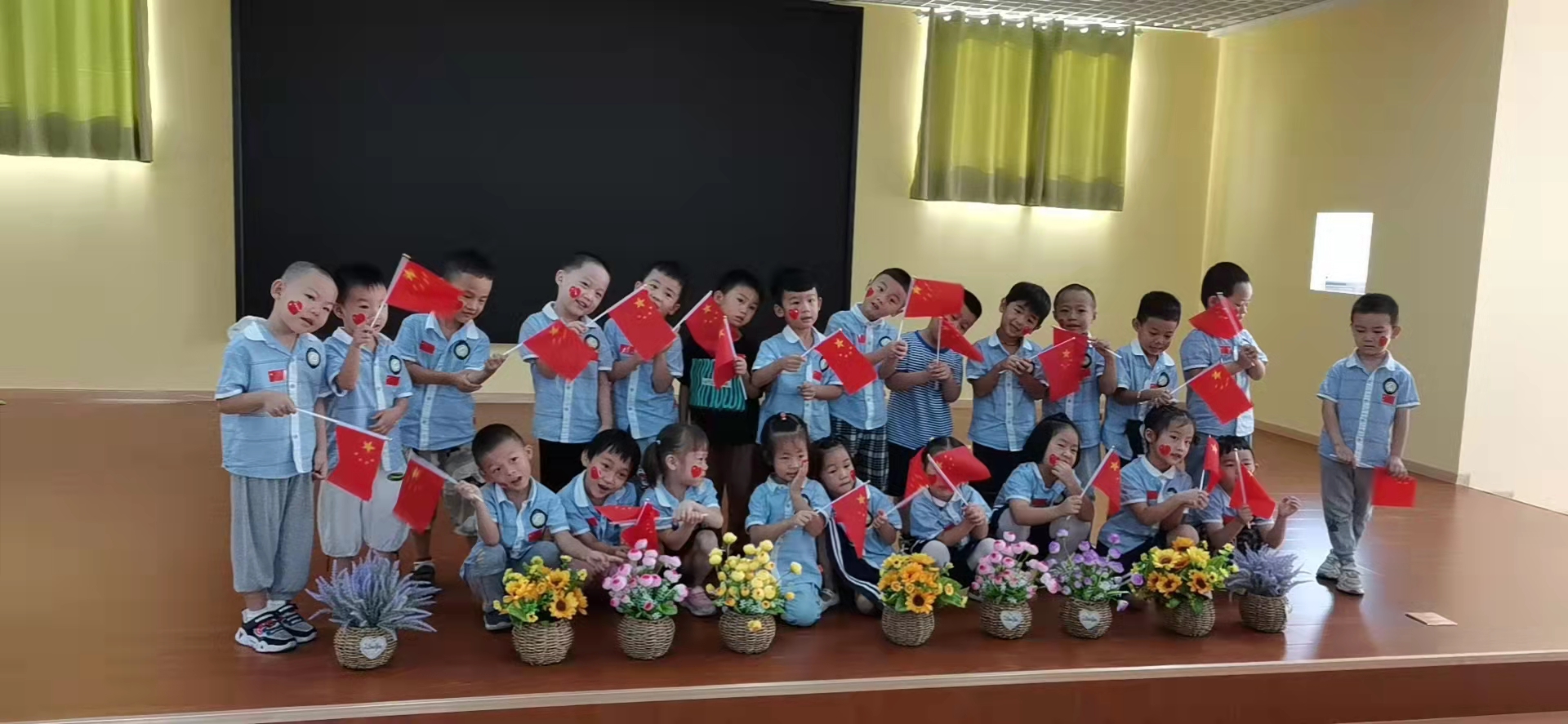 “欢度国庆，童心飞扬”——浔阳区第三幼儿园及浔东分园开展国庆节活动