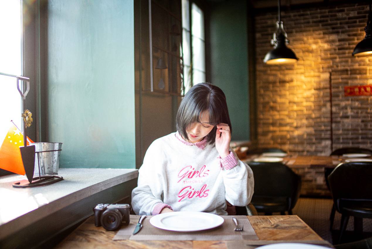 铭匠35mmf1.4使用教程,铭匠35mmf1.4和星曜50mm1.8