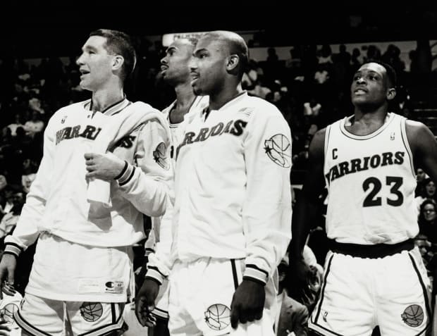 勇士为库里破三分纪录制定的战术,回顾勇士22年冠军之路