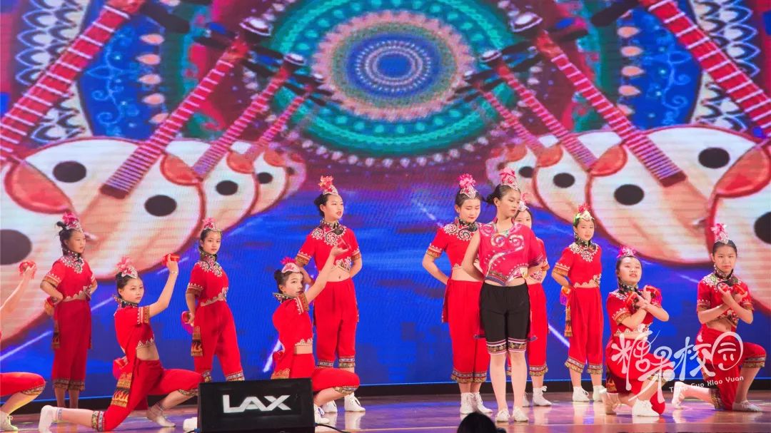 缘聚求实谱写历史篇章展望未来开启迢迢征程昆十中白塔新年盛会