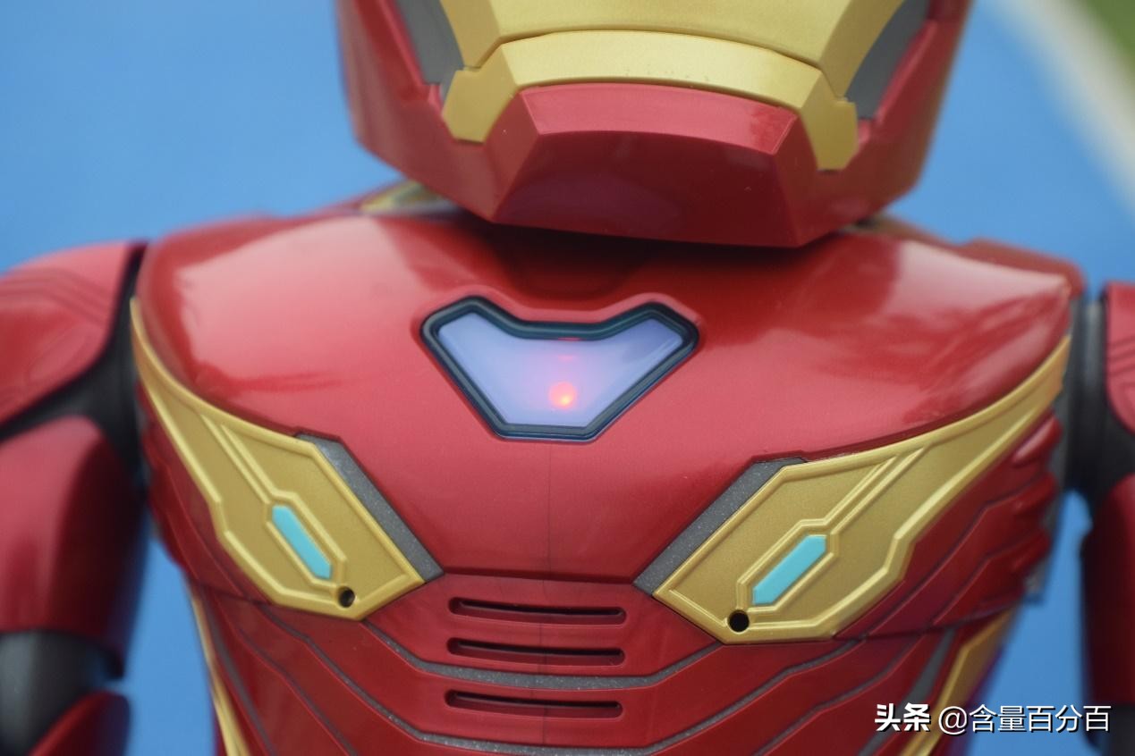 钢铁侠可变形手办,钢铁侠mark50手办