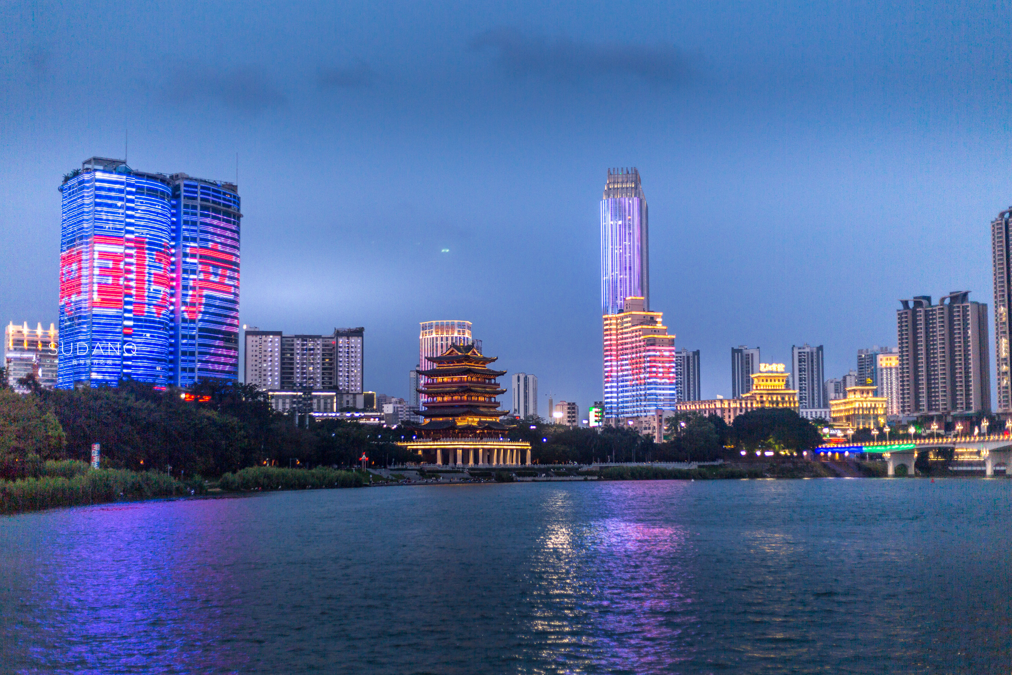 广西南宁旅游攻略十一,南宁哪个地方最合适旅游