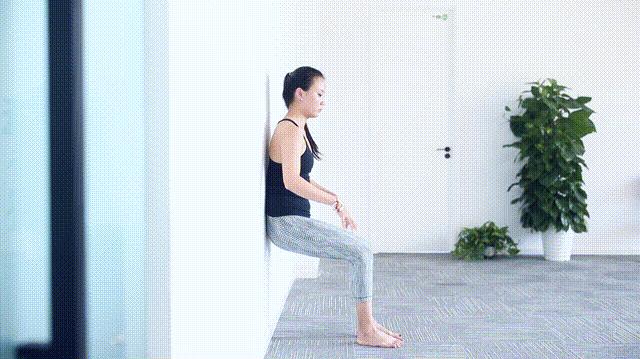 适合久坐人士的7个背部拉伸动作,适合久坐低头的拉伸动作