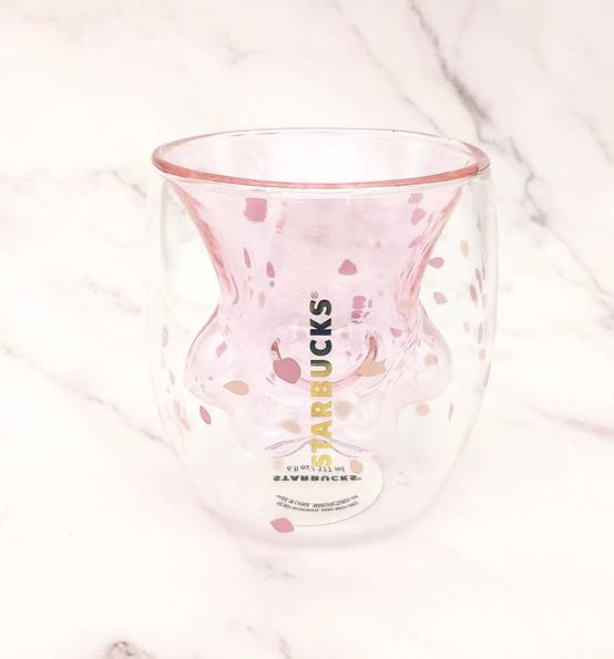 星巴克和优衣库,星巴克spade联名