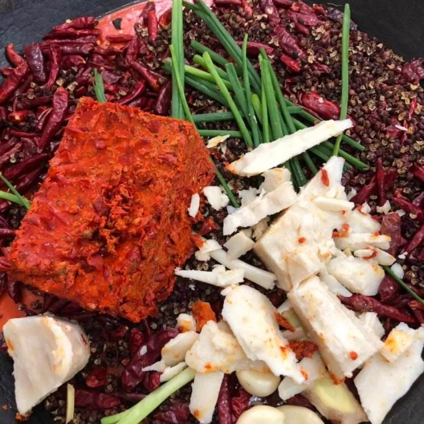 火锅能解决烦恼,没什么烦恼是吃火锅解决不了的