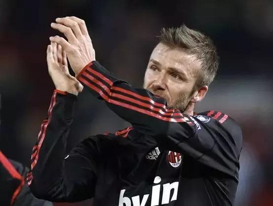 你不看足球就不会懂回家的意义,如果你不看足球你永远不懂青春