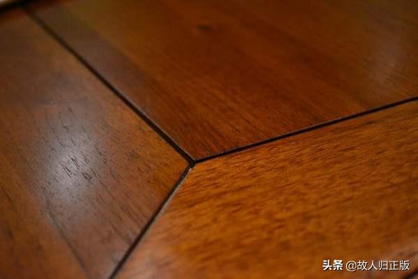 实木家具的这条“缝”为什么会越来越大？