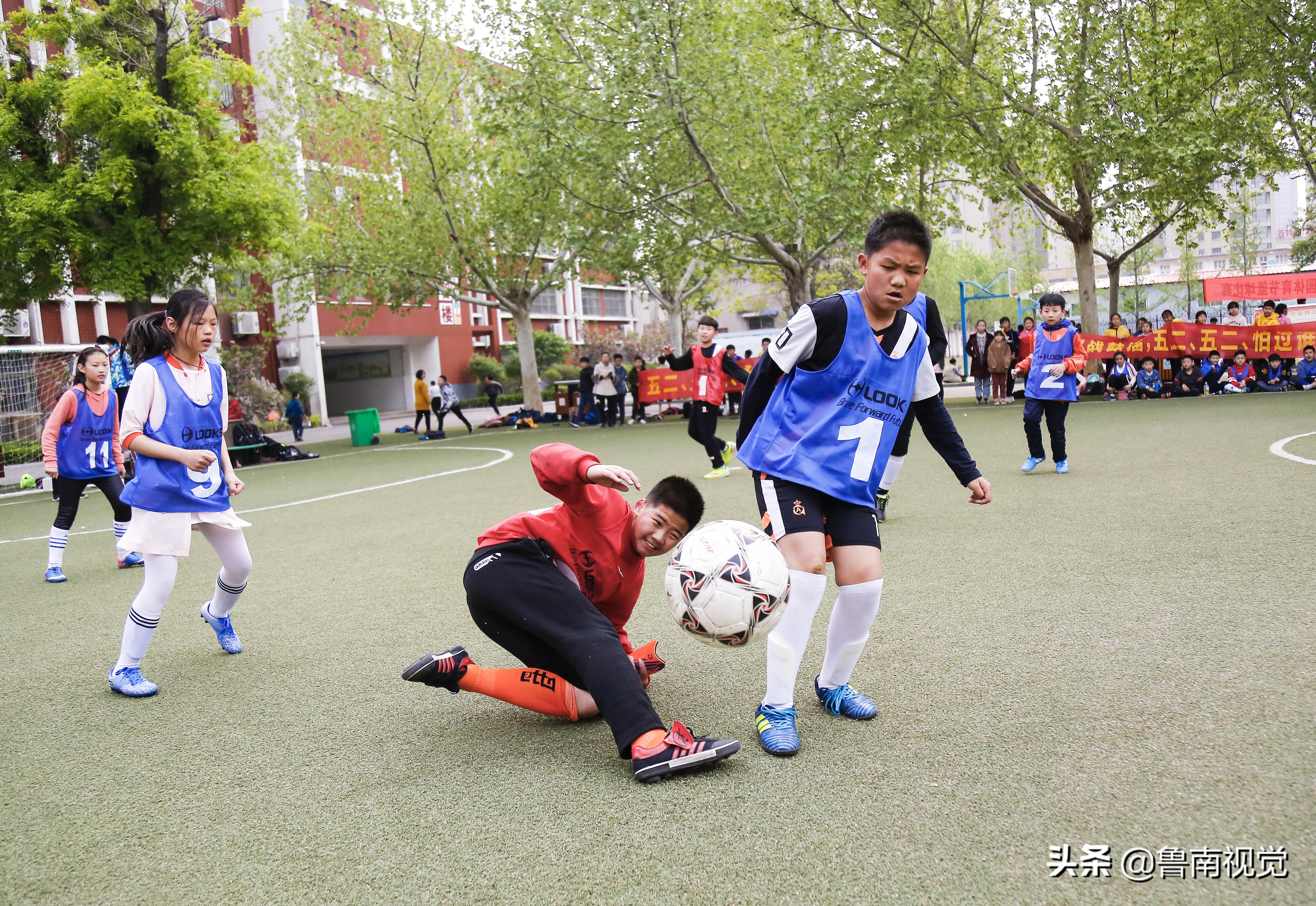 滕州球赛直播,滕州中学生足球联赛