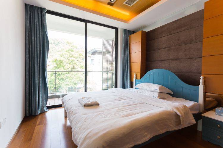 假期游玩温泉别墅哪里便宜,夏季温泉酒店吃喝住一体推荐