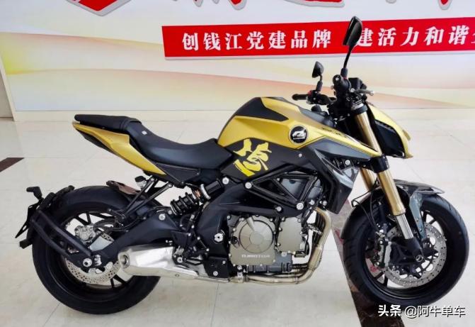 全新品牌QJMOTOR“追600”正式上市，43999元起，详细解读