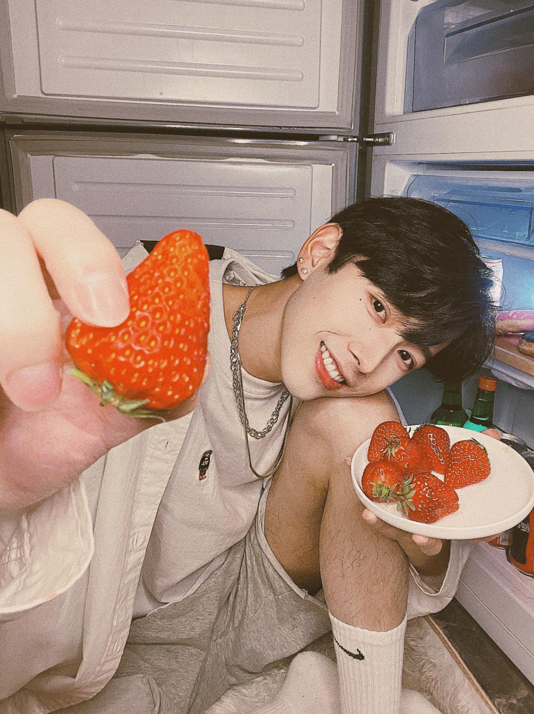 盘点好看的拍照神器软件,出游拍照出片道具