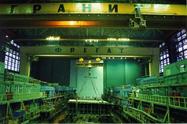 孵化*力暴**大杀器的摇篮-探密俄罗斯造船厂