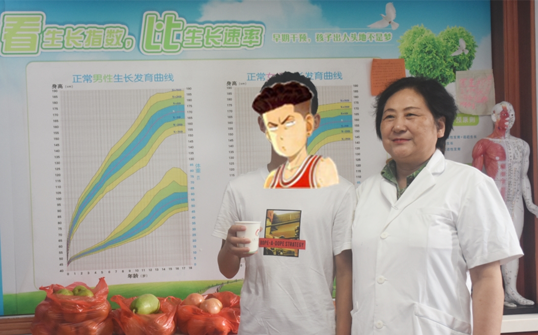 母亲发现自己儿子矮了,妈妈嫌弃儿子个子长不高