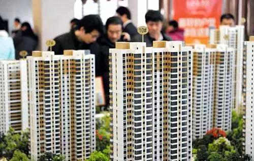 市值465万的房子320万贱卖，只为换零花钱？