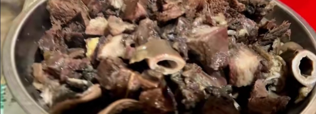 农村有名的驴肉馆,驴肉一斤100元