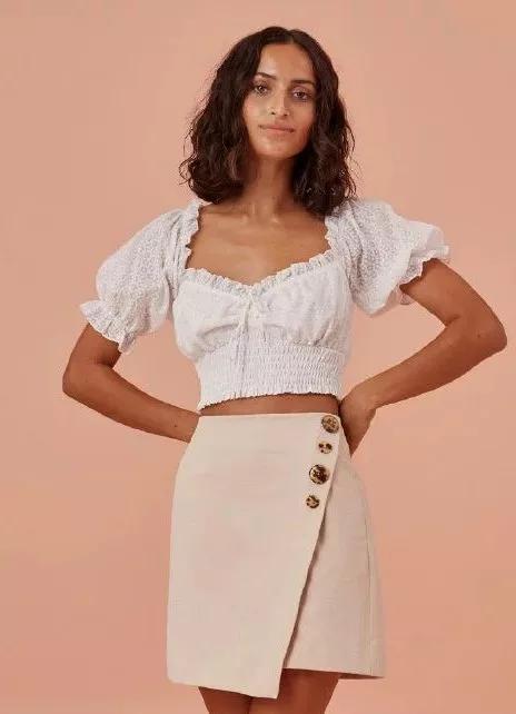 zara售价美元,zara最近5年的所有小黑裙