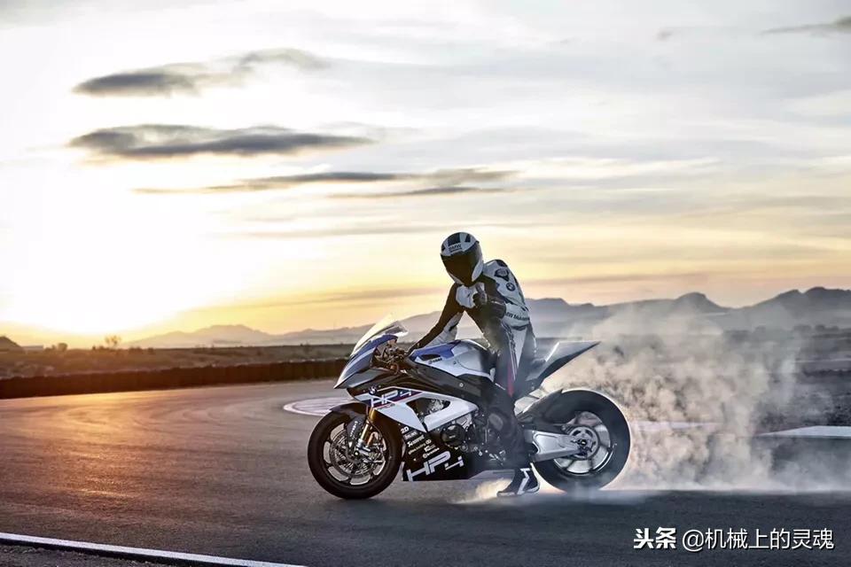宝马hp4race,宝马hp4超级跑车