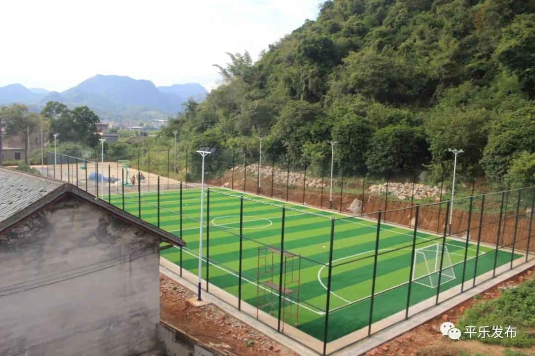 桂林平乐新建足球场,临桂哪里有踢足球的地方