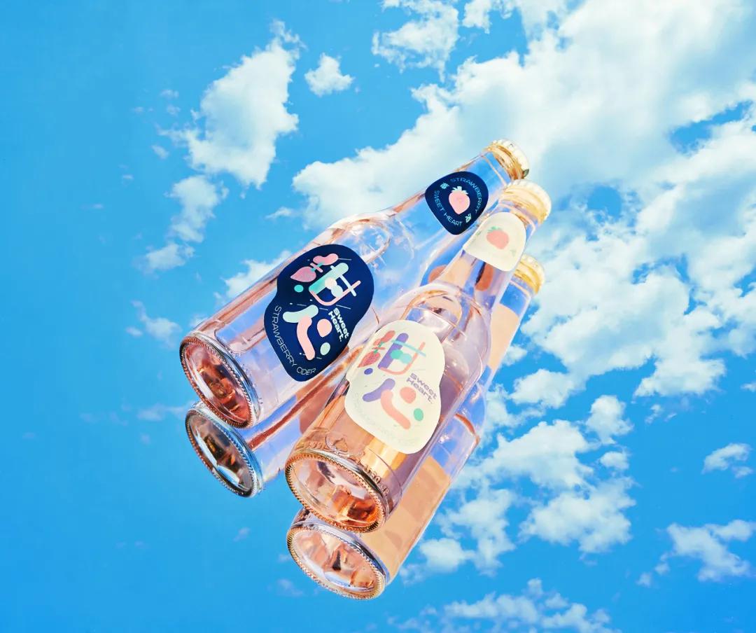 ai产品包装设计灵感,最新趋势的包装设计