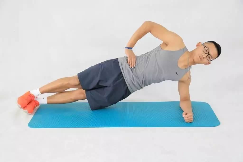 中国腹肌vs印度腹肌,中国男足vs中国女足腹肌