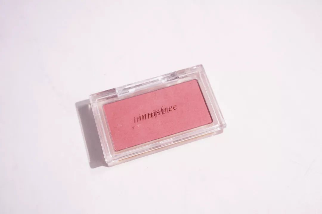 秋冬温柔显白美甲腮红,橘朵腮红哪个适合秋冬