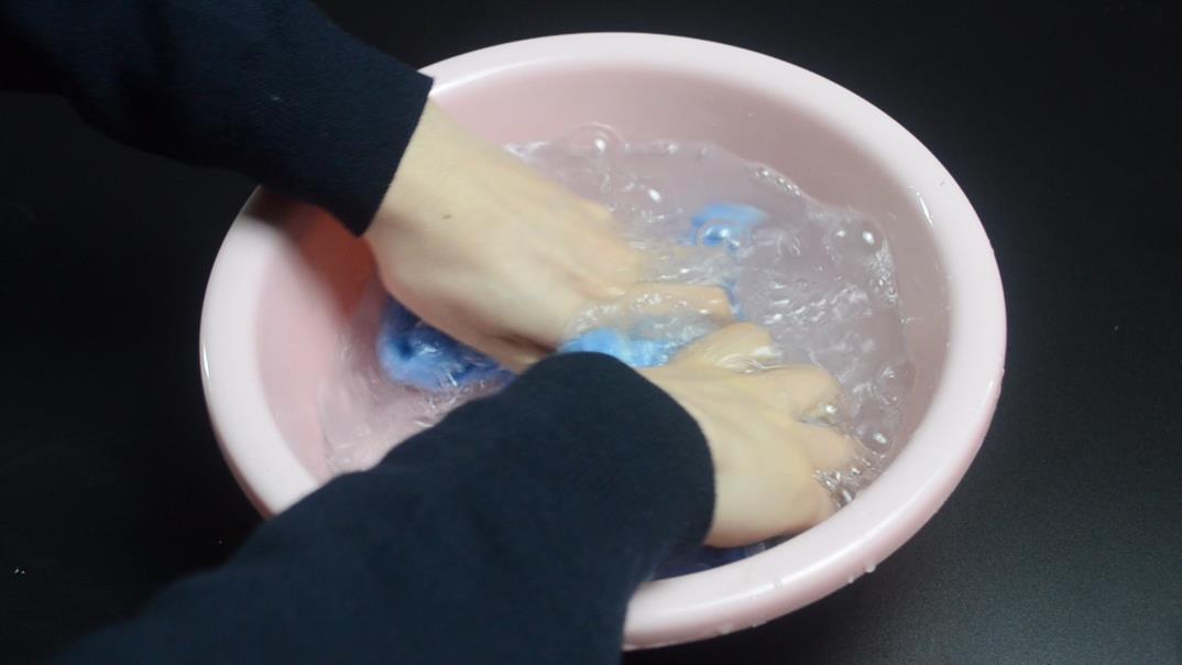 家里的毛巾很脏到底该怎么处理呢,毛巾天天洗怎么干