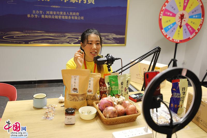 让农民成为乡村振兴的参与者,让农民成为乡村振兴的主力军