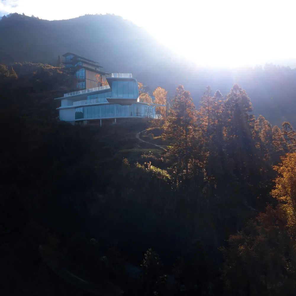 高端民宿一年营业成本600万,年赚百万的旅游民宿