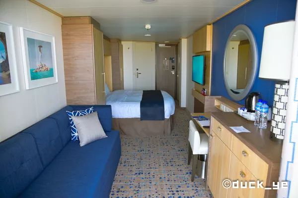 乘坐皇家加勒比邮轮太阳光光谱号,黄晓明皇家加勒比海洋光谱号