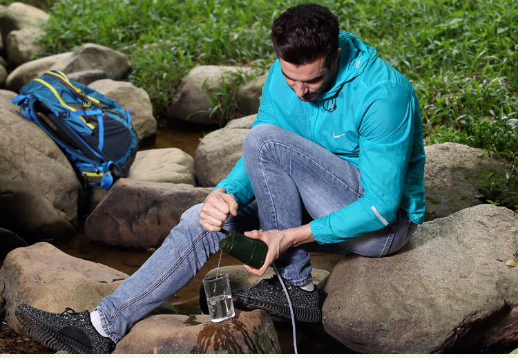 徒步旅行中遇到艰难可绝不能放弃,徒步的风险及解决方案