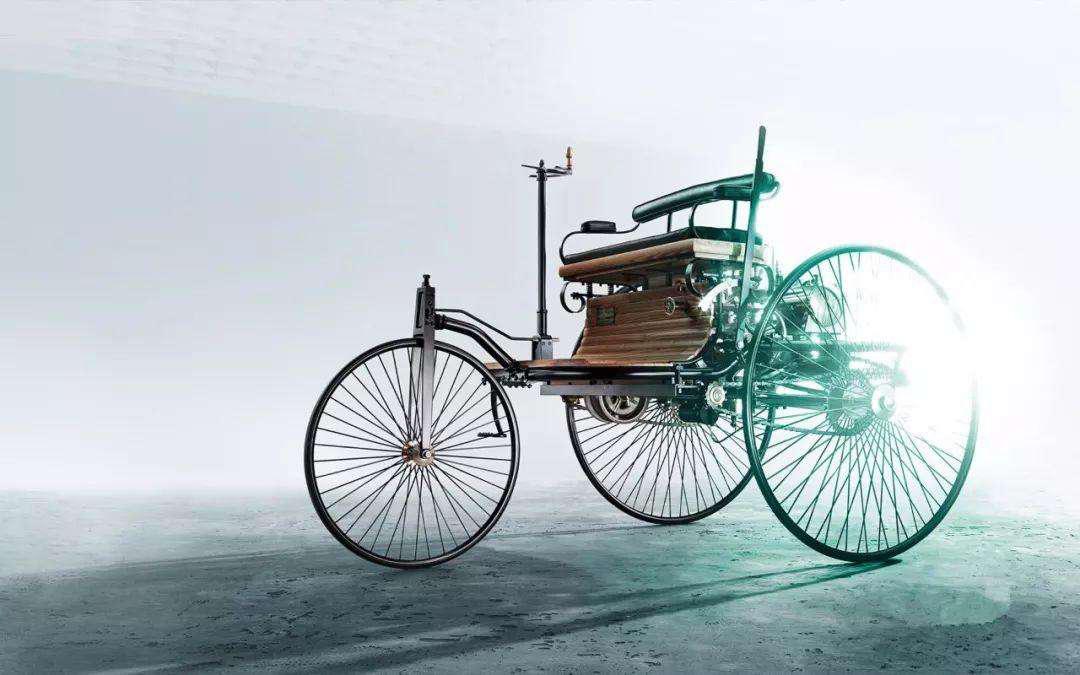 1分钟带你了解各种车灯的区别,涨知识聊一聊汽车车灯的发展史