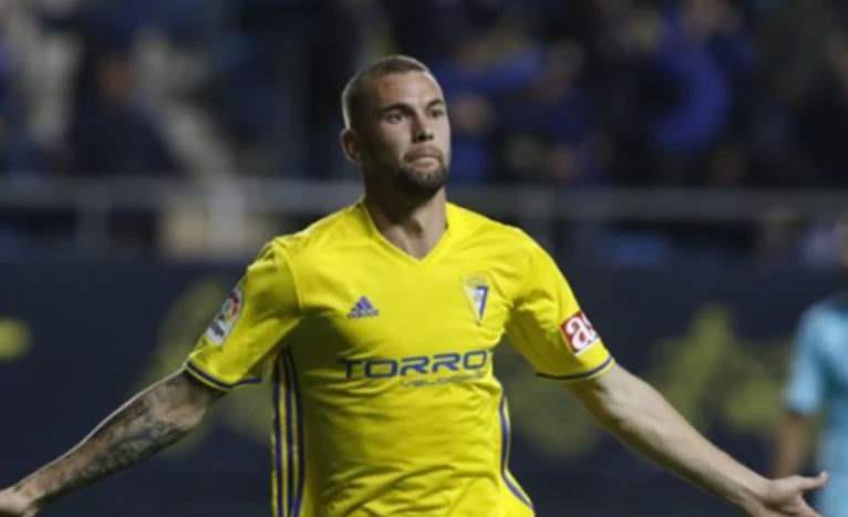 西甲皇家社会对阵奥萨苏纳,西甲皇家社会0-0加的斯