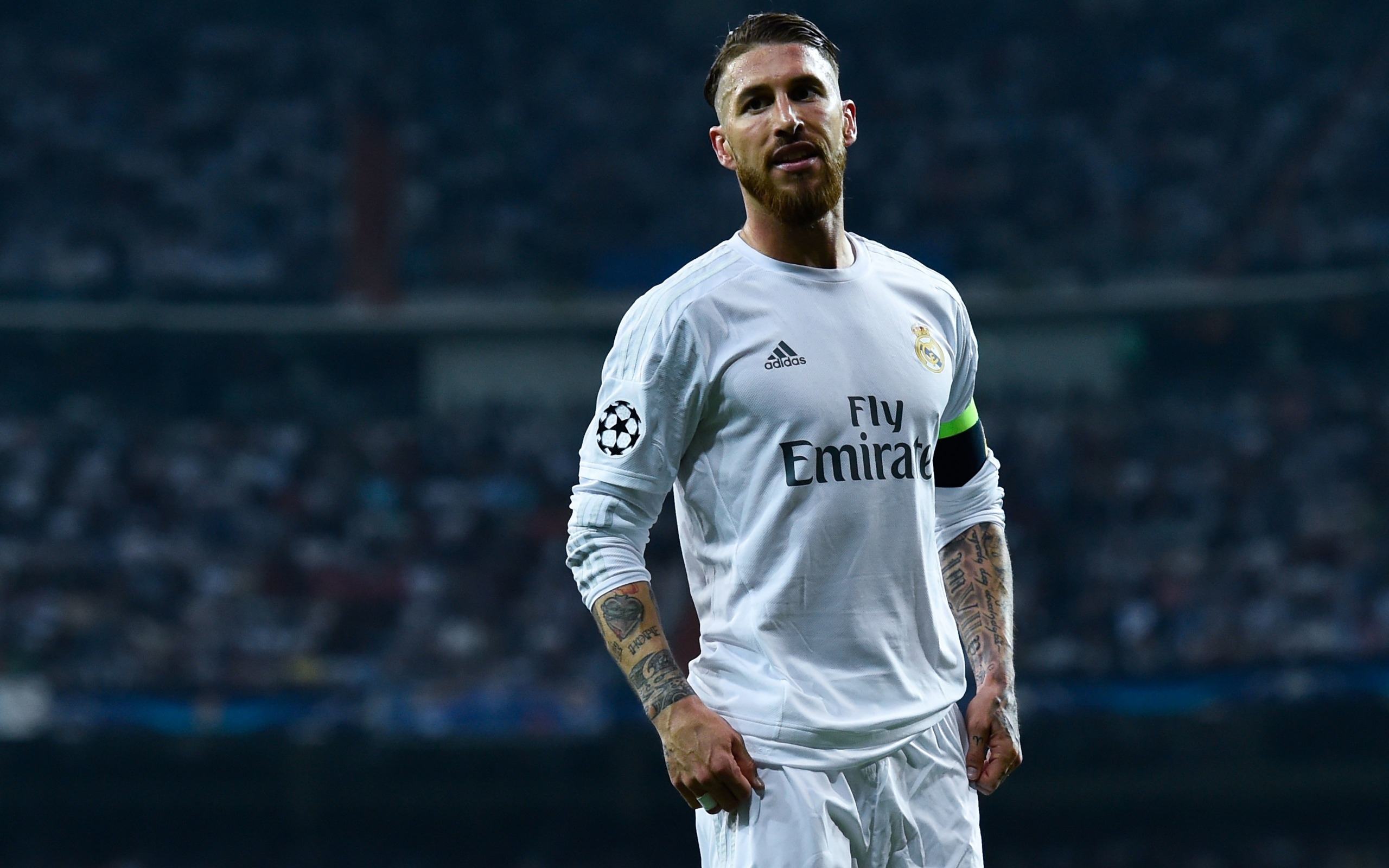 AC米兰签下约维奇,拉莫斯加盟ac米兰