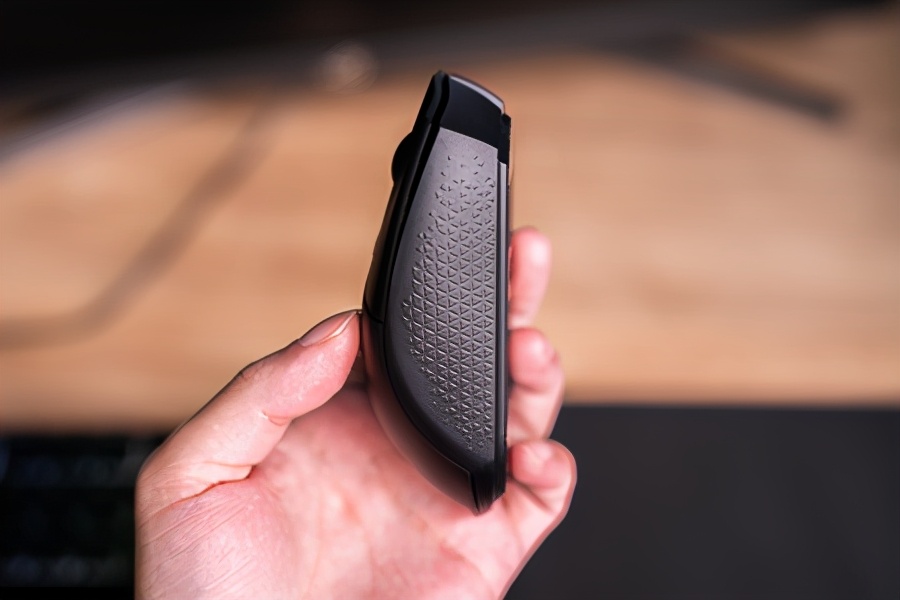 美商海盗船最强鼠标,美商海盗船M65终极版鼠标