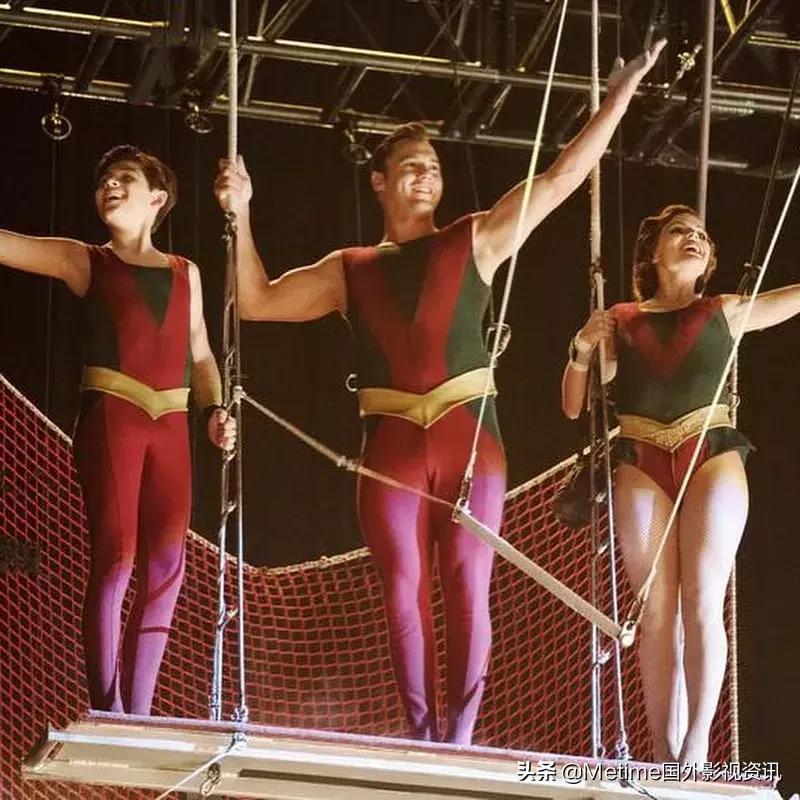 安利一部DC首部原创美剧——《泰坦》第一季