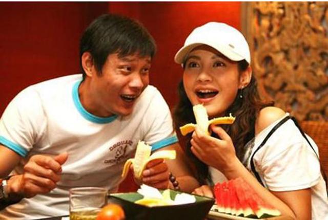 范志毅三婚娇妻现状,范志毅三任妻子比他小几岁