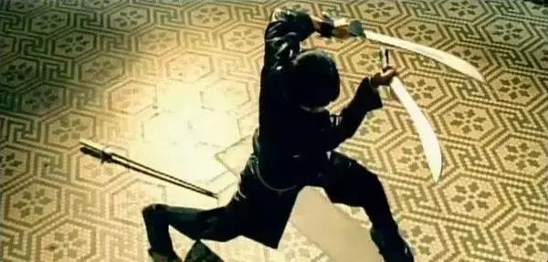 唱歌只是副业？双截棍行云流水的周杰伦，功夫才是他的本命