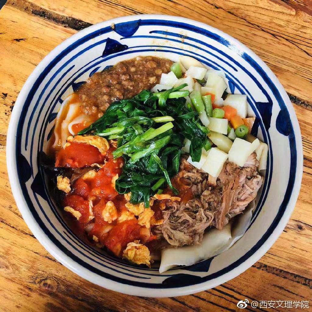 上“二批本科”，也要挑个条件好的，这5所大学伙食堪比饭店