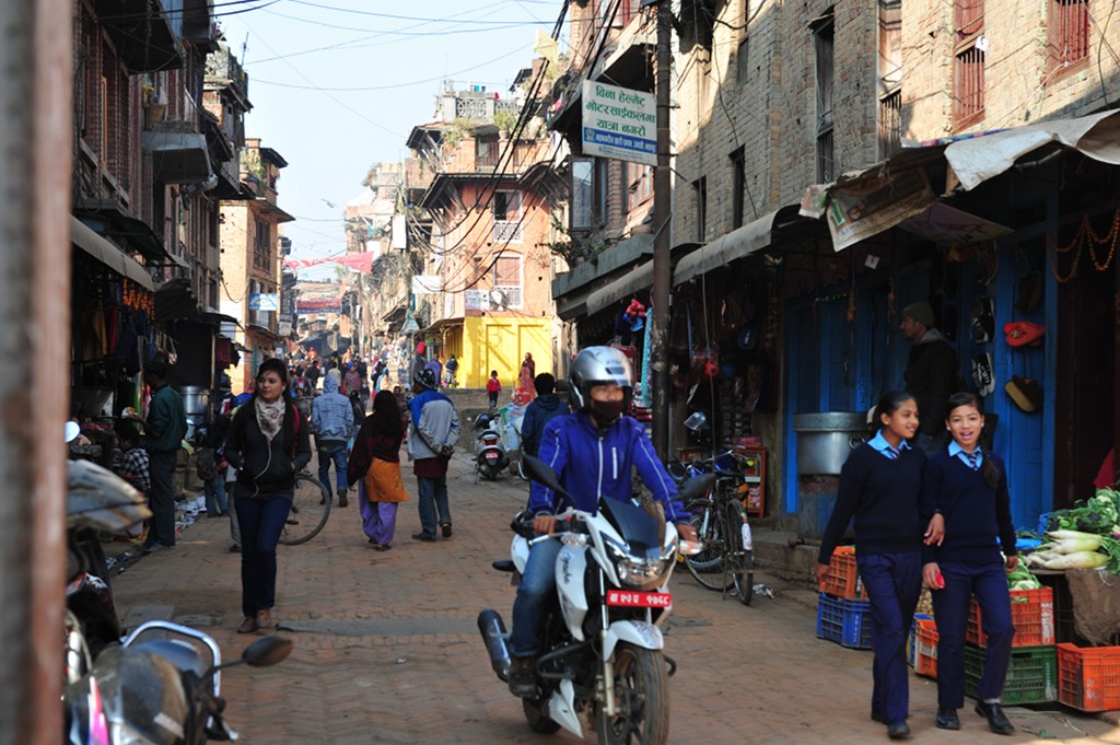 尼泊尔真的是一妻多夫制度吗,尼泊尔一妻多夫弊端