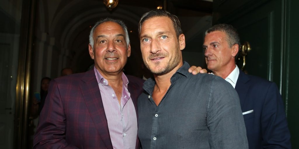 托蒂走了德罗西,罗马退役后的托蒂