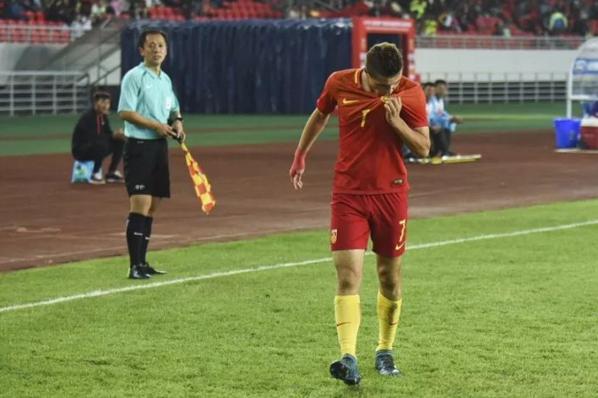 回归在即？消失8个月*疆新**天才终于有了新动向，他实力不输黄紫昌