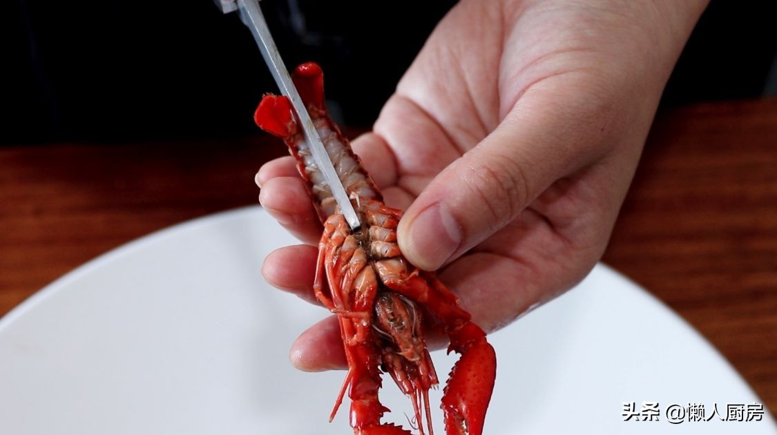 不辣不油炸的小龙虾,麻辣小龙虾不油炸方法先蒸