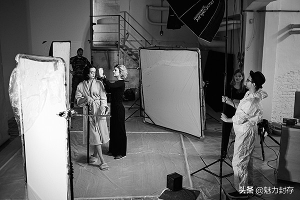 惊艳的牛奶挂历创意设计