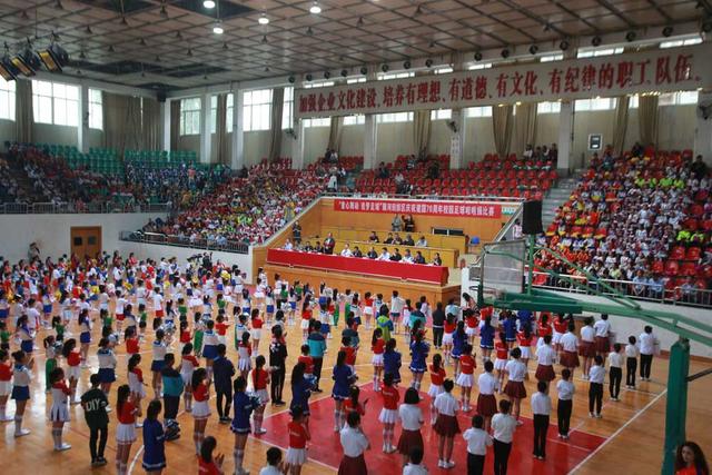 2018校园足球啦啦操,成都足球啦啦操比赛