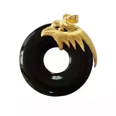 翡翠玛瑙玉髓碧玺区别,玛瑙和玉髓的区别哪个值钱