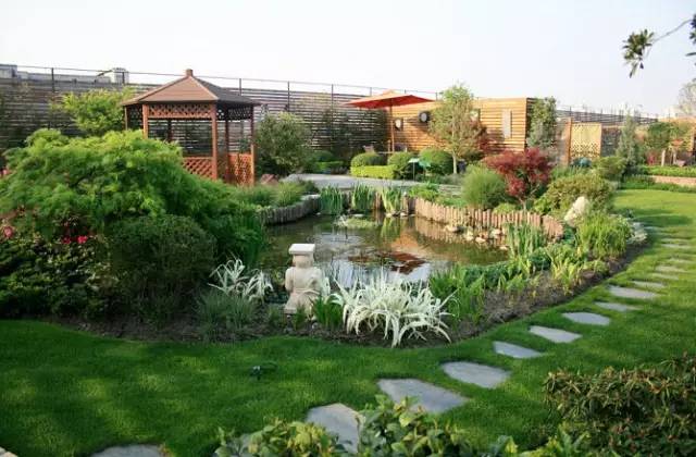 花园草地打理,花园草坪养护